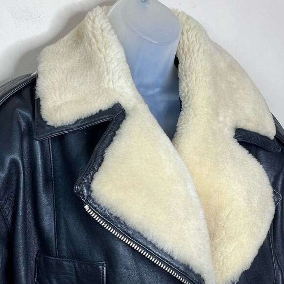 CUIR DU MONDE Black Leather and Sherpa Coat Jacket (moto style) Size Medium - Picture 4 of 8